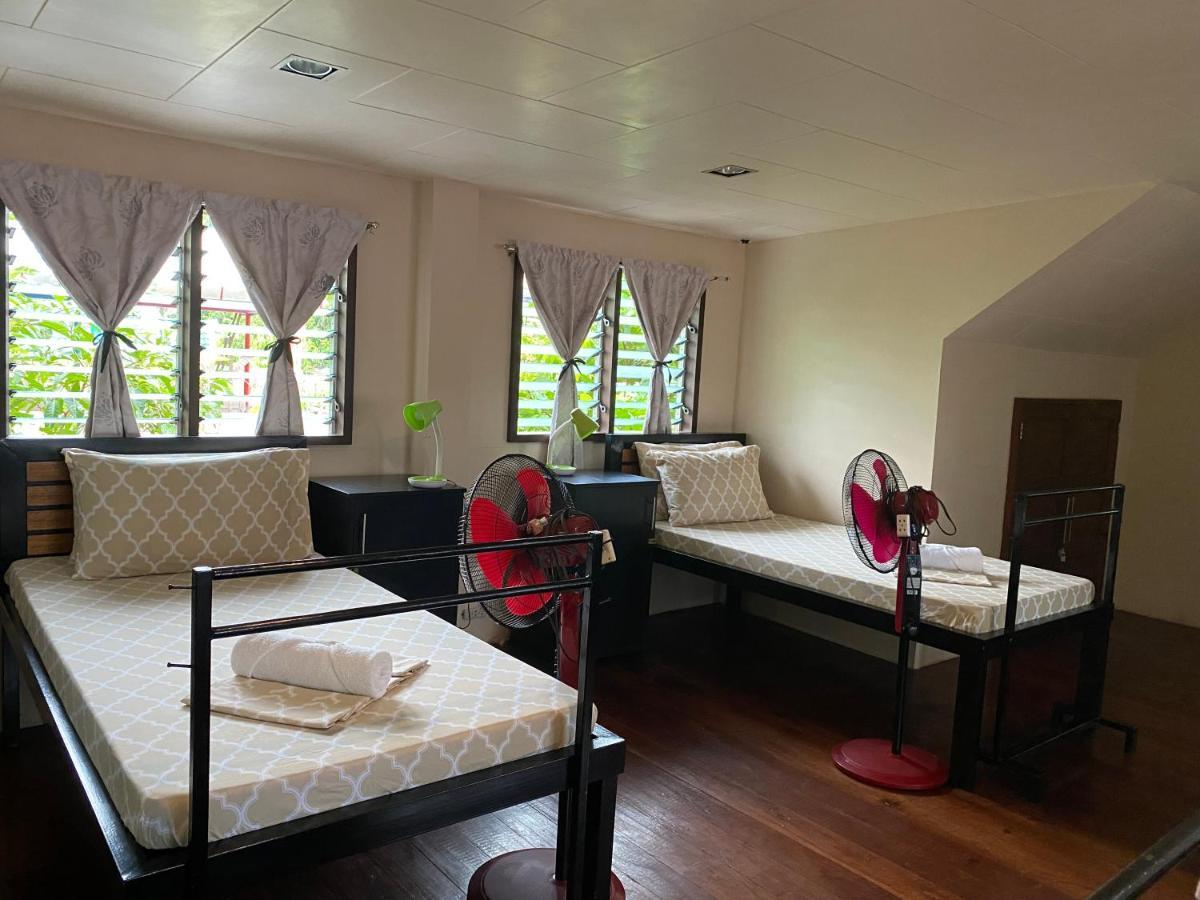 Happy Camper Hostel 코른 외부 사진