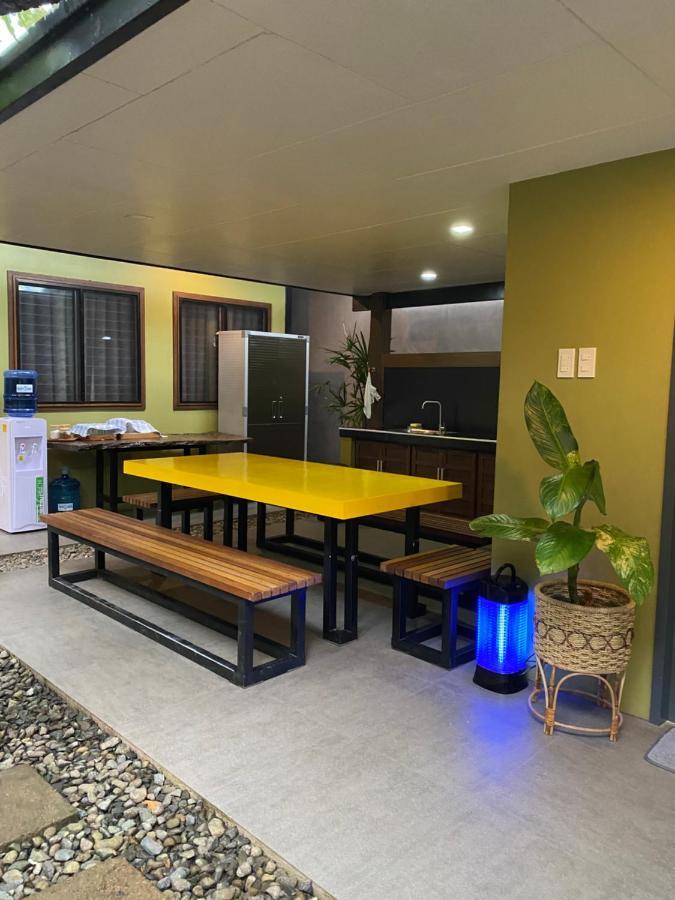 Happy Camper Hostel 코른 외부 사진